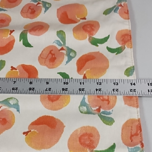 Peach Print Reverses to Solid Peach Table Runner Cotton 70" X 14" - Picture 3 of 6